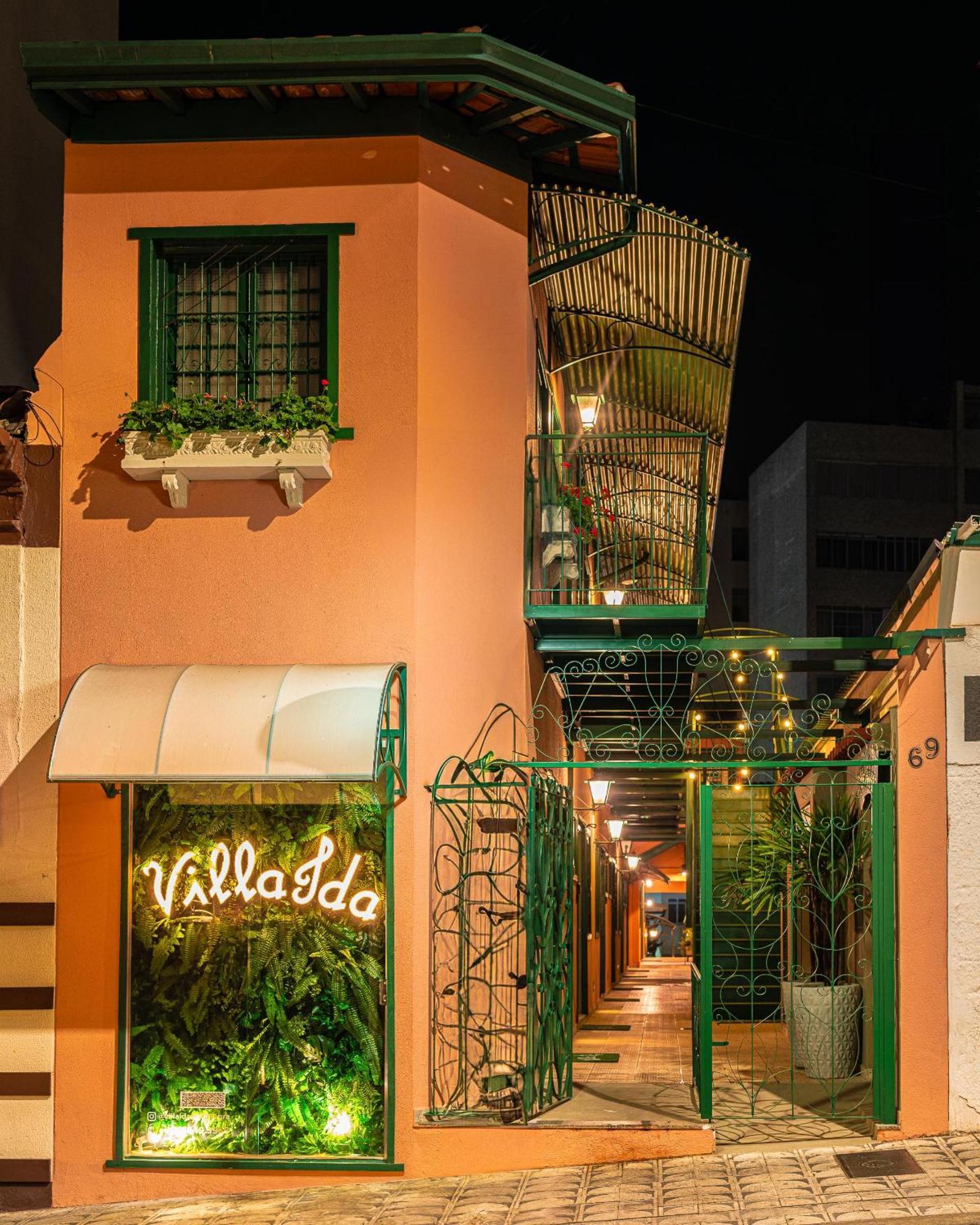 Villa Ida Acomodacoes, Suites Aconchegantes E Charmosas No Centro Serra Negra  Dış mekan fotoğraf