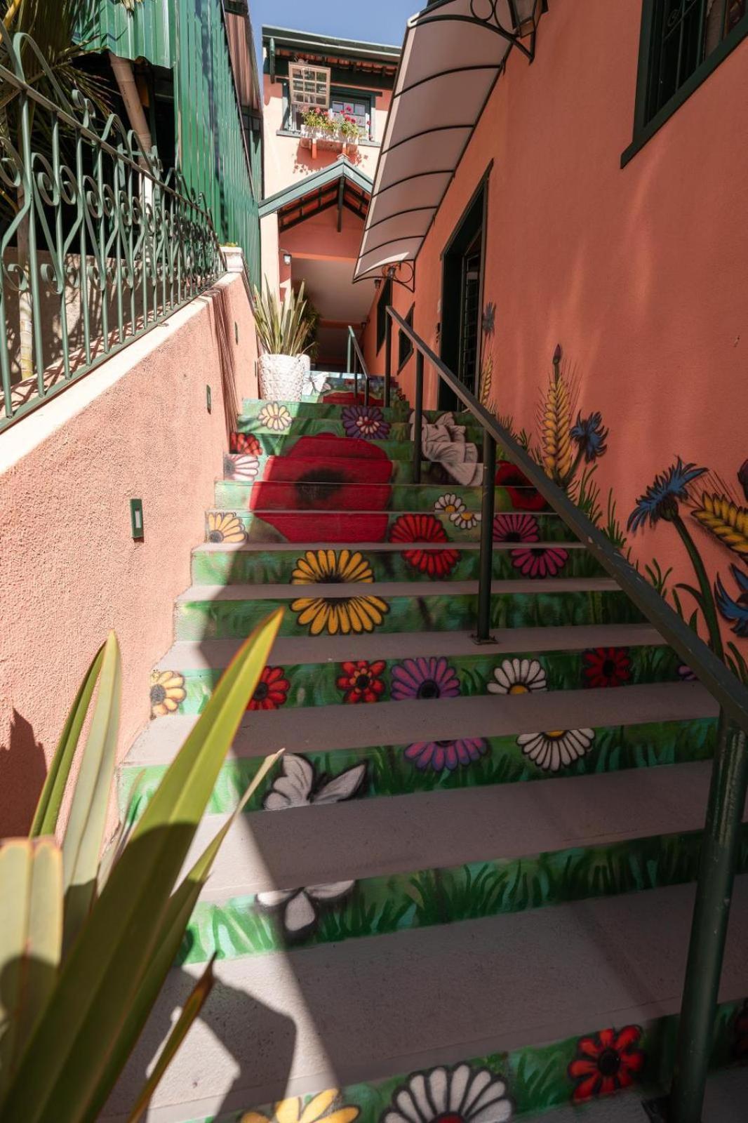 Villa Ida Acomodacoes, Suites Aconchegantes E Charmosas No Centro Serra Negra  Dış mekan fotoğraf